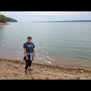 Meet your Posher, Whitney